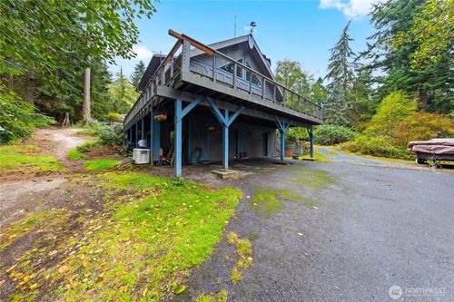 671 Edmonds Rd, Coupeville, WA, 98239-3924 | Card Image