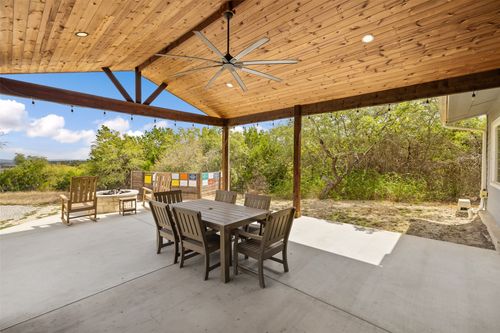 900 Deer Creek Cir, Dripping Springs, TX, 78620-3001 | Card Image