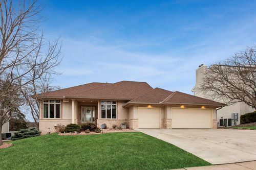 7307 Bush Lake Dr, Bloomington, MN, 55438-1683 | Card Image