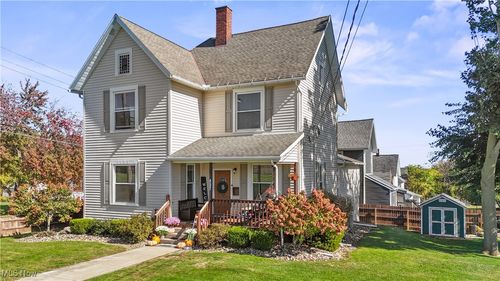 827 Orange St, Ashland, OH, 44805-1728 | Card Image