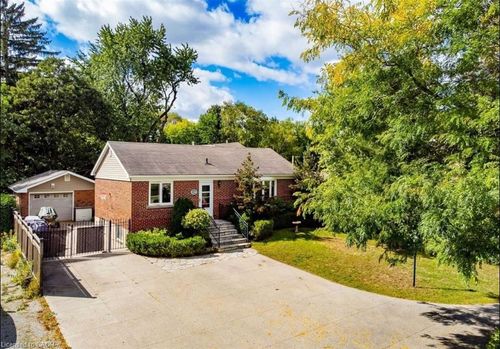 550 4th Line, Oakville, ON, L6L5A7 | Card Image