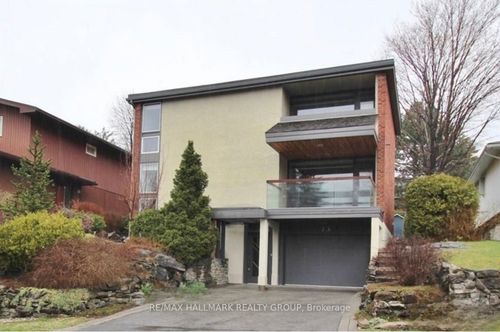 73 Old Irving Pl, Ottawa, ON, K1Y2A2 | Card Image