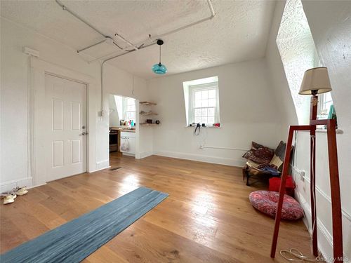 56 Dubois St, Newburgh, NY, 12550-5089 | Card Image