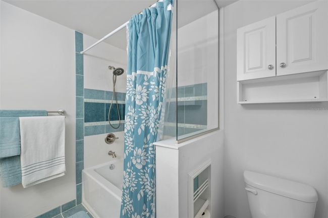 Guest Bath | Image 48