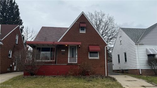 4643 E 90th St, Garfield Heights, OH, 44125-1337 | Card Image