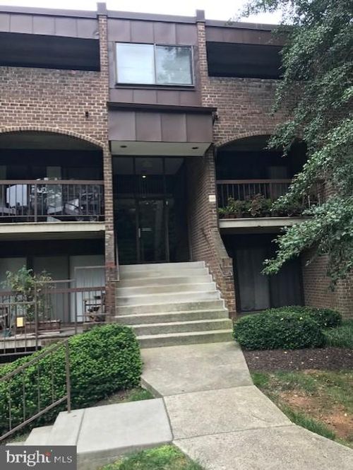 apt-20-11232 Chestnut Grove Sq, RESTON, VA, 20190-5135 | Card Image