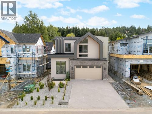 1004 Bull Cres, Kelowna, BC, V1W0E6 | Card Image