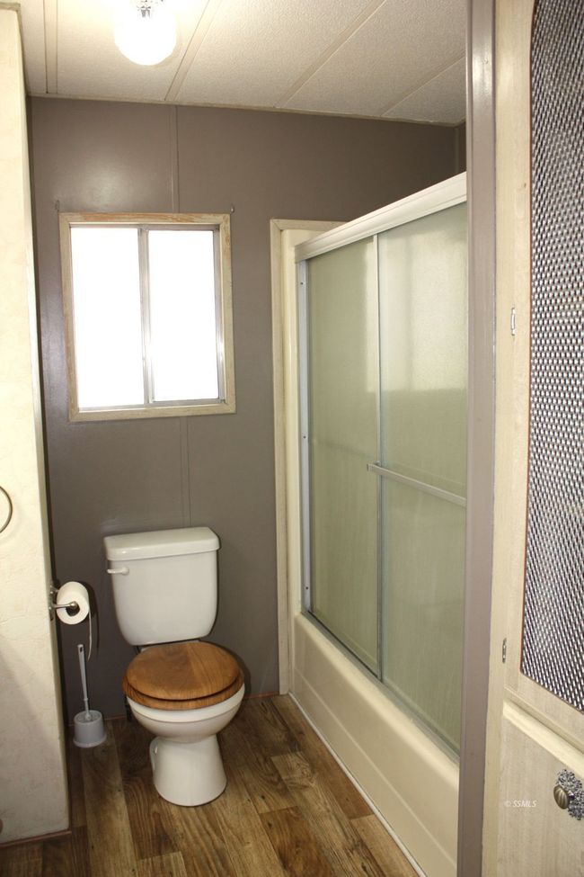 Full Bath | Image 7