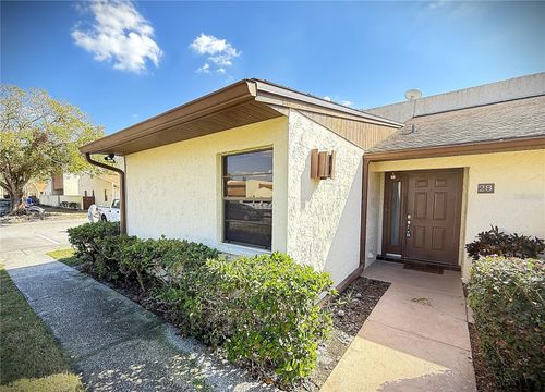 apt-28-1880 N Crystal Lake Dr, LAKELAND, FL, 33801-5973 | Card Image