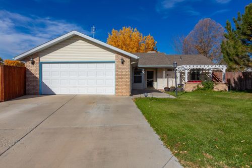 1111 Mesquite Ct, Fruita, CO, 81521-2085 | Card Image