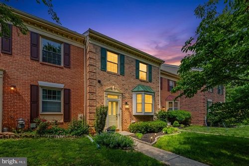 28 English Run Turn, SPARKS GLENCOE, MD, 21152-8842 | Card Image
