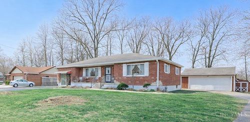 1206 Sycamore Ln, Amelia, OH, 45102-1233 | Card Image