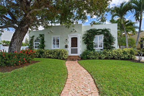 426 Monroe Dr, West Palm Beach, FL, 33405-2236 | Card Image