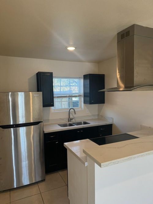 7302 Stewart Rd, Galveston, TX, 77551-9100 | Card Image