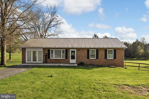 300 Martin St, LURAY, VA, 22835-4515 | Card Image