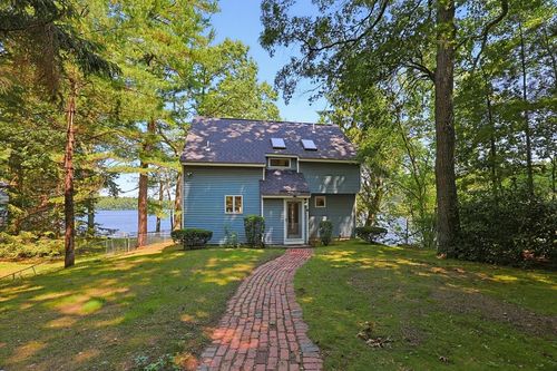 30 Creighton Ave, Foxboro, MA, 02035-1439 | Card Image