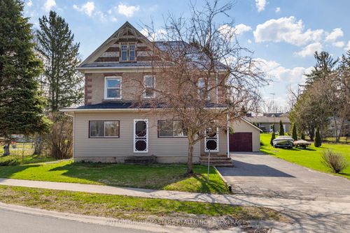 177 Main Street, Leeds and the Thousand Islands, ON, K0H2N0 | Card Image