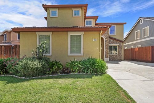 575 Ranger Street, Oakdale, CA, 95361 | Card Image