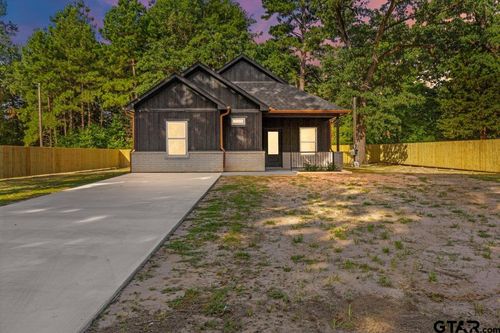 175 County Road 4114, Jacksonville, TX, 75766-7106 | Card Image