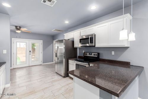 1636 E Whitton Ave, Phoenix, AZ, 85016-6433 | Card Image