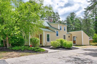 10 - 305 West Main Street, Condo with 4 bedrooms, 2 bathrooms and null parking in Conway NH | Image 2