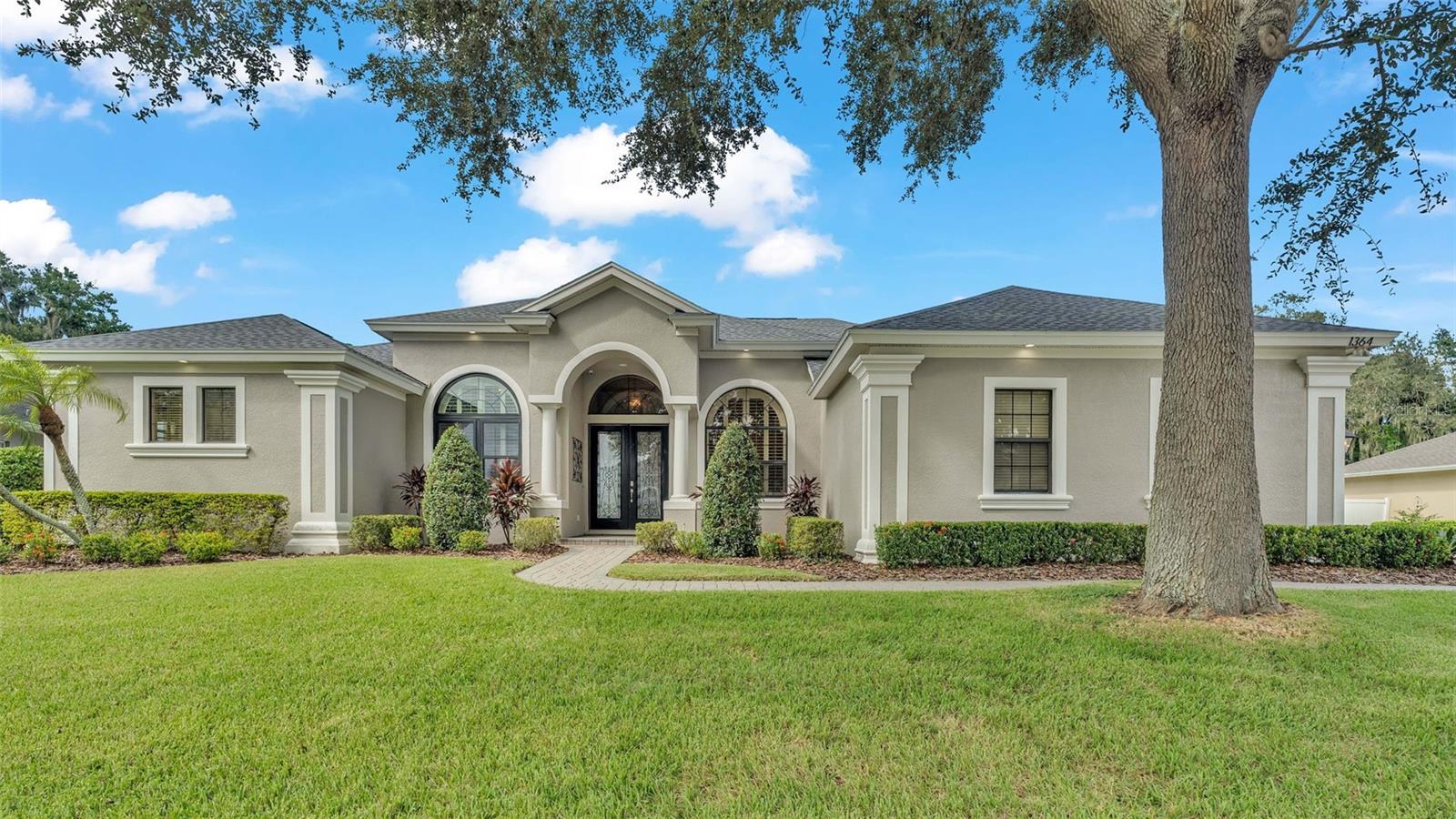 Crescent Woods Loop, Lakeland, FL 33813