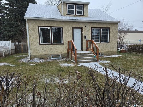 1402 102nd Street, North Battleford, SK, S9A1G7 | Card Image