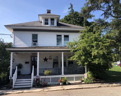 3 Grant Ave, Sanford, ME, 04073-3302 | Card Image