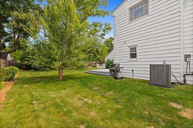10 Fernwood St, House other with 4 bedrooms, 2 bathrooms and null parking in Wethersfield CT | Image 9