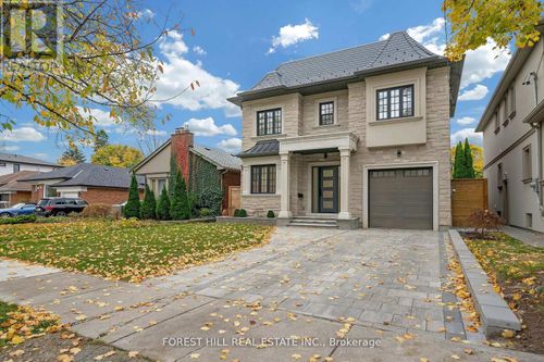 132 Lothian Ave, Etobicoke, ON, M8Z4L4 | Card Image