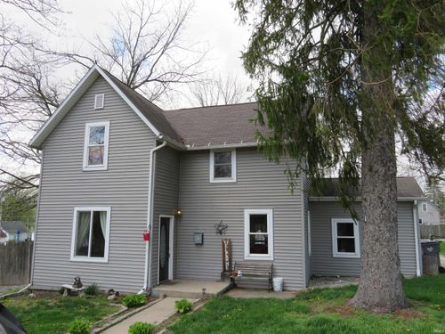 200 W Washington Street, Syracuse, IN, 46567-1147 | Card Image