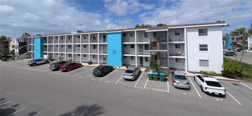 a27-5896 Garden Ln, BRADENTON, FL, 34207-4551 | Card Image