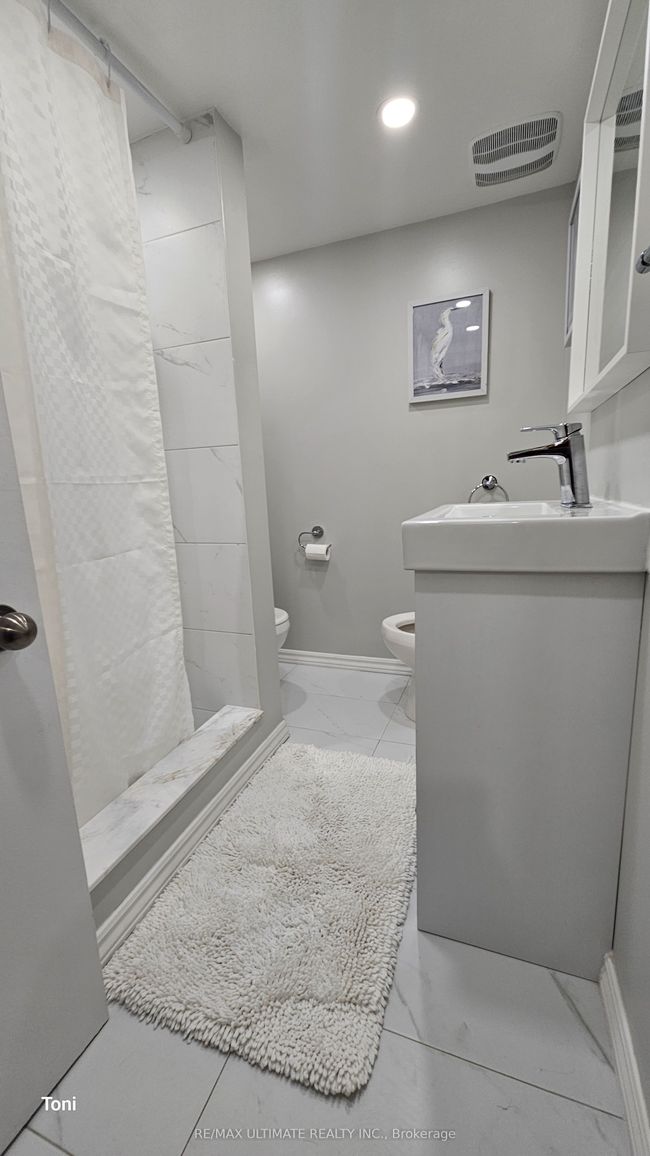 MAIN - 16 Failsworth Ave, House other with 1 bedrooms, 2 bathrooms and 1 parking in York ON | Image 21