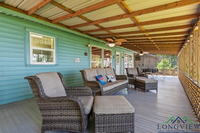 263 Crestwood Loop, House other with 2 bedrooms, 1 bathrooms and null parking in Avinger TX | Image 26
