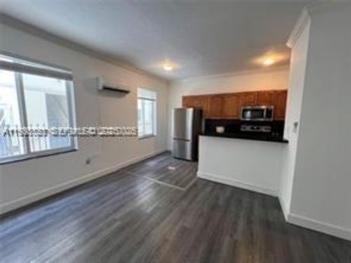 apt-1-7920 Harding Ave, Miami Beach, FL, 33141-1644 | Card Image