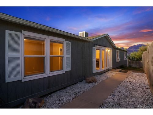 9124 Fontaine St, Federal Heights, CO, 80260-5179 | Card Image
