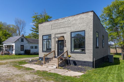 2585 Sand Creek Rd, Boggstown, IN, 46110-9751 | Card Image