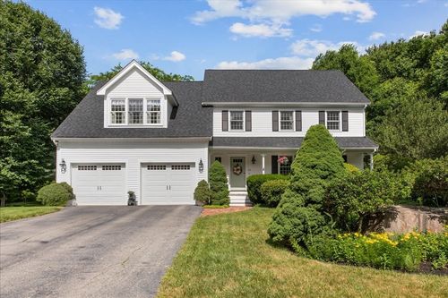 43 Simmons Rd, Hanover, MA, 02339-1557 | Card Image