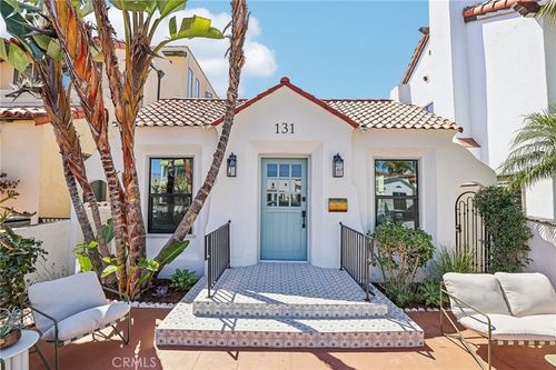131 Santa Ana Ave, Long Beach, CA, 90803-3460 | Card Image