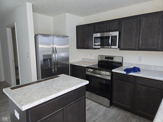 11027 Walter Dr, House other with 4 bedrooms, 3 bathrooms and null parking in Indianapolis IN | Image 9
