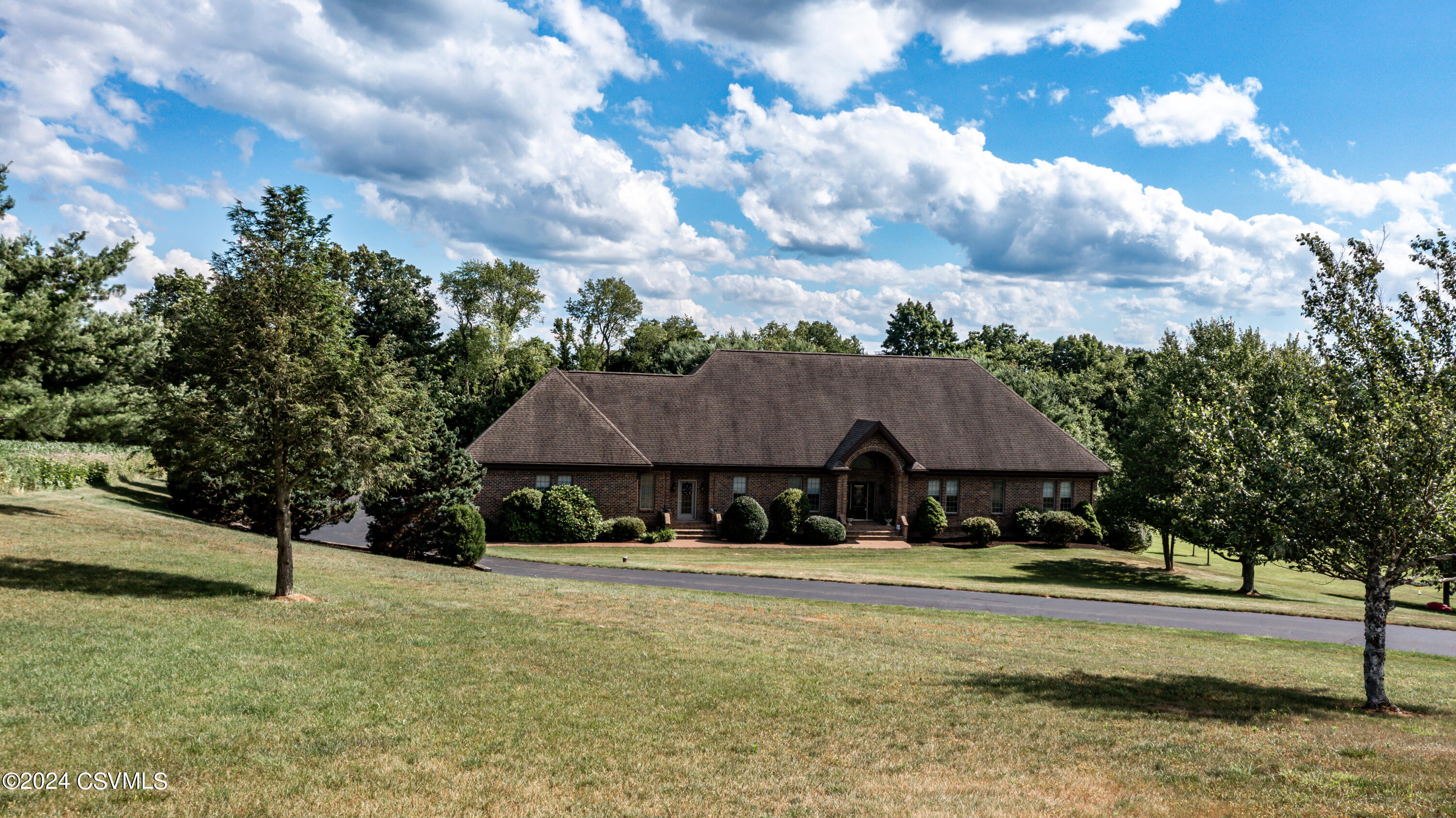 English Hill Rd, Bloomsburg, PA 17815