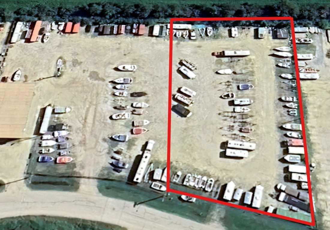 Land in Sylvan Lake 2