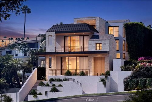 a-407 Heliotrope Ave, Corona del Mar, CA, 92625-2922 | Card Image