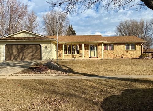 1240 Maplewood Dr, Worthington, MN, 56187-1040 | Card Image