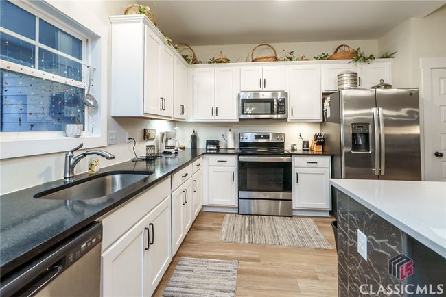 5761 W Dixie Hwy, House other with 4 bedrooms, 3 bathrooms and 4 parking in Rutledge GA | Image 15