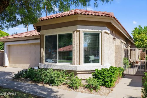 8828 E Riviera Dr, Scottsdale, AZ, 85260-8610 | Card Image