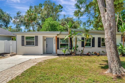 3520 W Price Ave, TAMPA, FL, 33611-3636 | Card Image