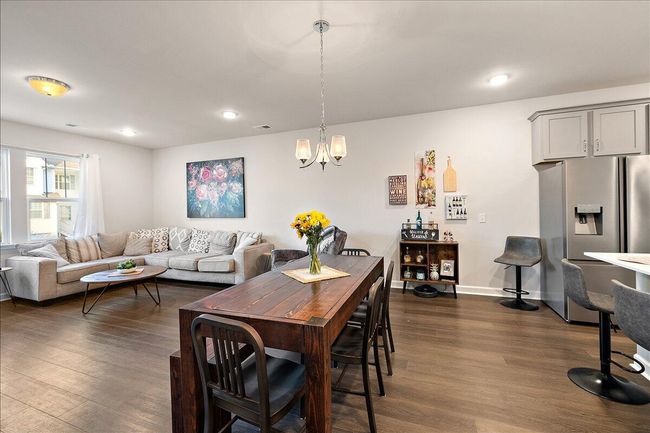 Dining Living | Image 7