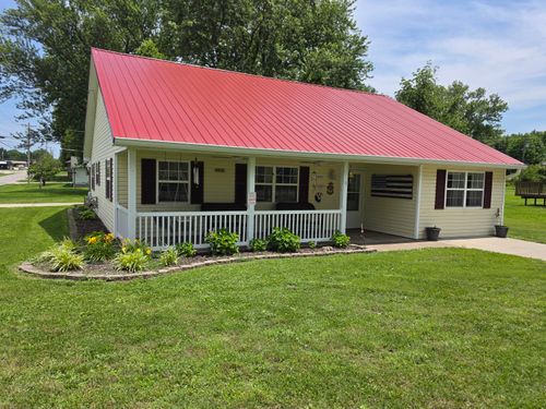 1401 S Main St, El Dorado Springs, MO, 64744-1839 | Card Image