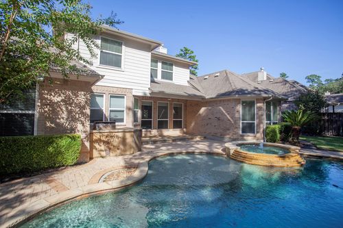 62 S Longsford Cir, The Woodlands, TX, 77382-1780 | Card Image